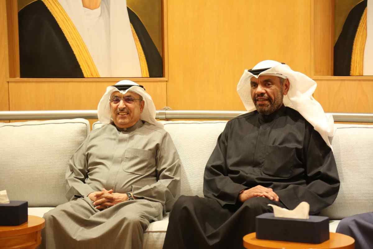 Foreign Minister visits Kuwait Fund