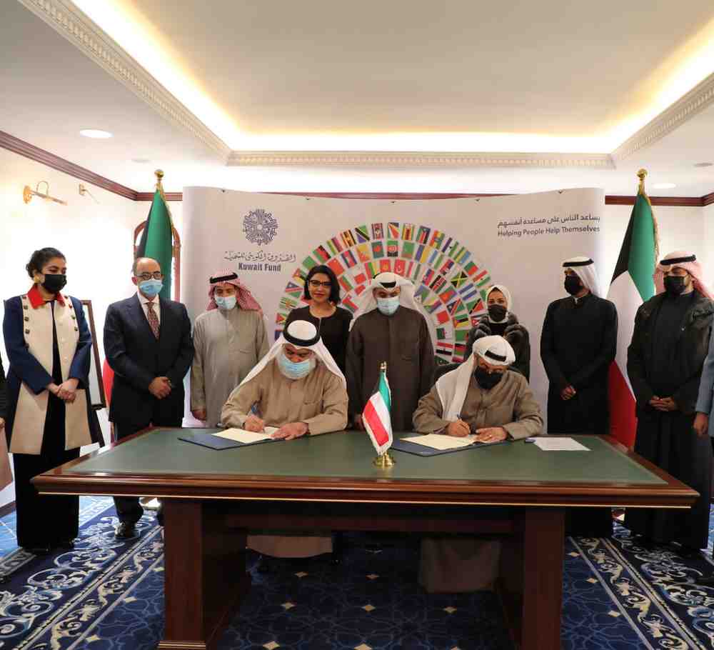 توقيع مذكرة تفاهم بشأن التعاون في مجال تصميم نصُب تذكارية للصندوق الكويتي للتنمية الاقتصادية العربية لتعزيز التعاون مع جامعة الكويت في تصميم النصٌب التذكارية