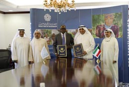 Signature of a Grant Agreement to Provide Clean Water to the Gaza Strip between the Kuwait Fund for Arab Economic Development and the United Nations Childrens Fund (UNICEF)